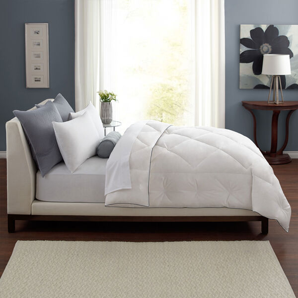 Classic Down Comforter Lifestyle Image
