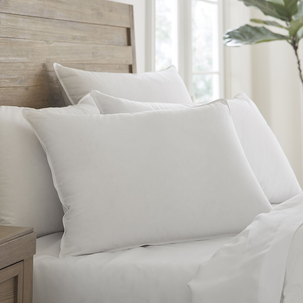https://www.pacificcoast.com/dw/image/v2/AAUB_PRD/on/demandware.static/-/Sites-pcf-master-catalog/default/dw4a0366f7/images/Pillows/99648/new-nov23/HotelCollection-SymmetryPillow-001.jpg?sw=1000&sh=1000&sm=fit