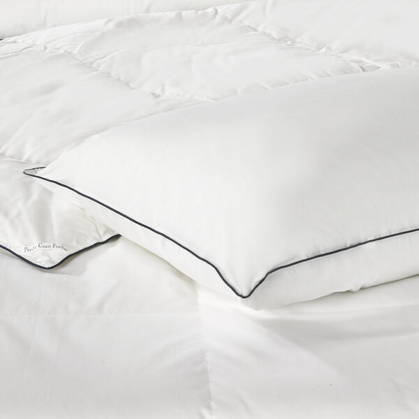 Stayloft Organic Cotton Cover Pillow - closeup