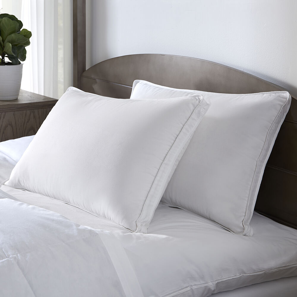 Cotton Plain Bed White Pillows